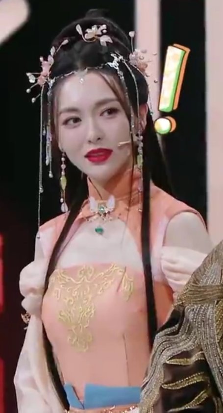 唐嫣《王牌对王牌》古装装扮