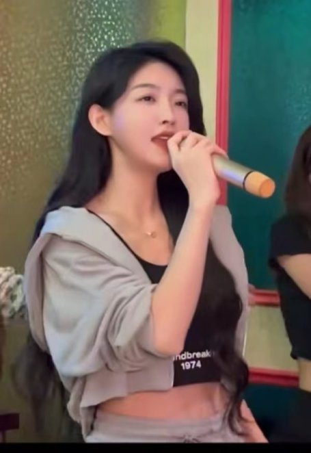 这绝对是周唐韵最美的一张照片~