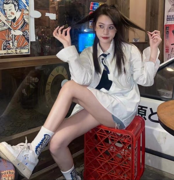 那就分享一个美女同时的照片吧